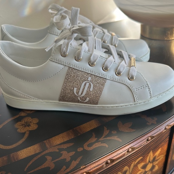 Jimmy Choo White Sneakers with Gold Details - Picture 4 of 6